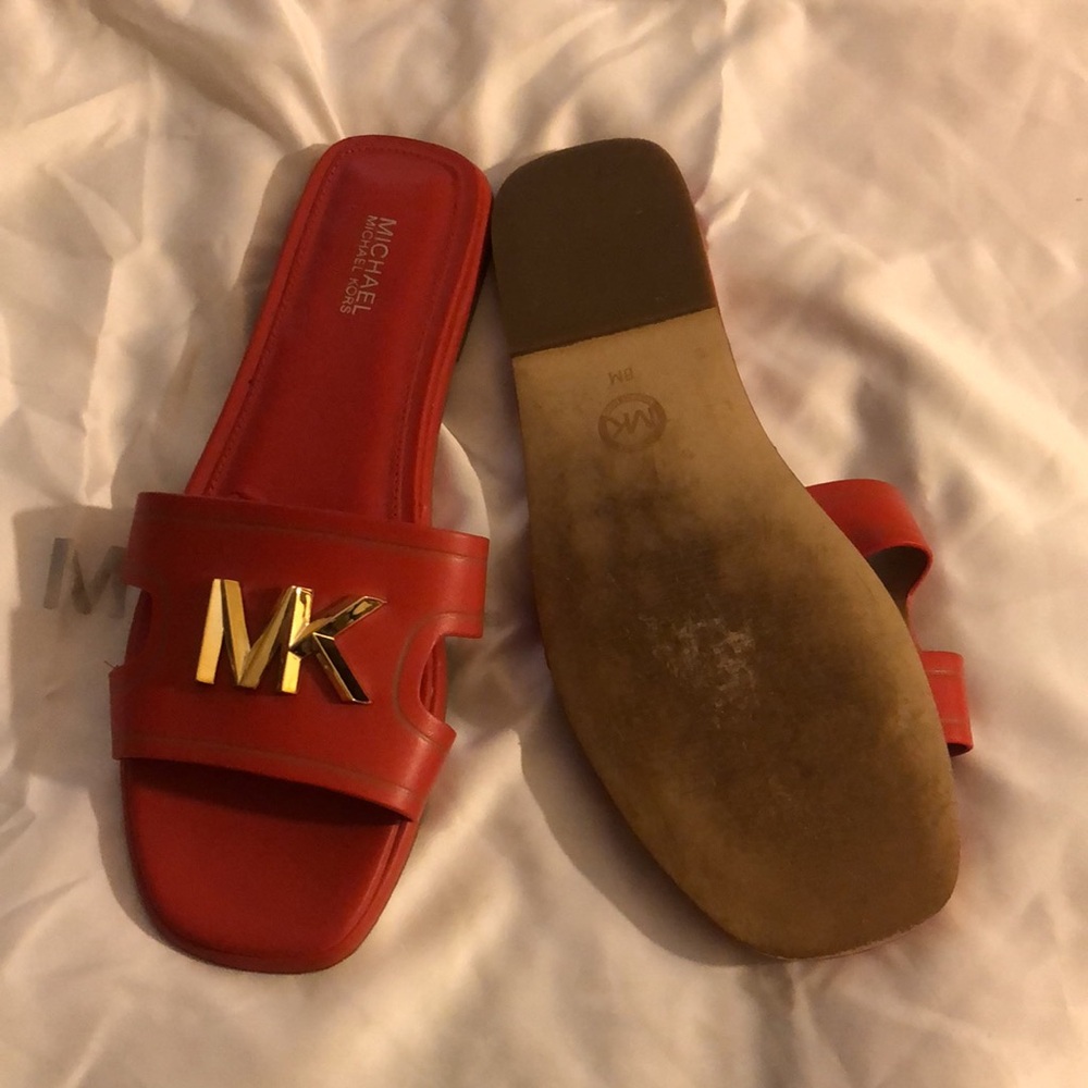 $179 MICHAEL KORS KIPPY LEATHER SLIDE SANDAL w dust bag 8 M - Picture 4 of 7